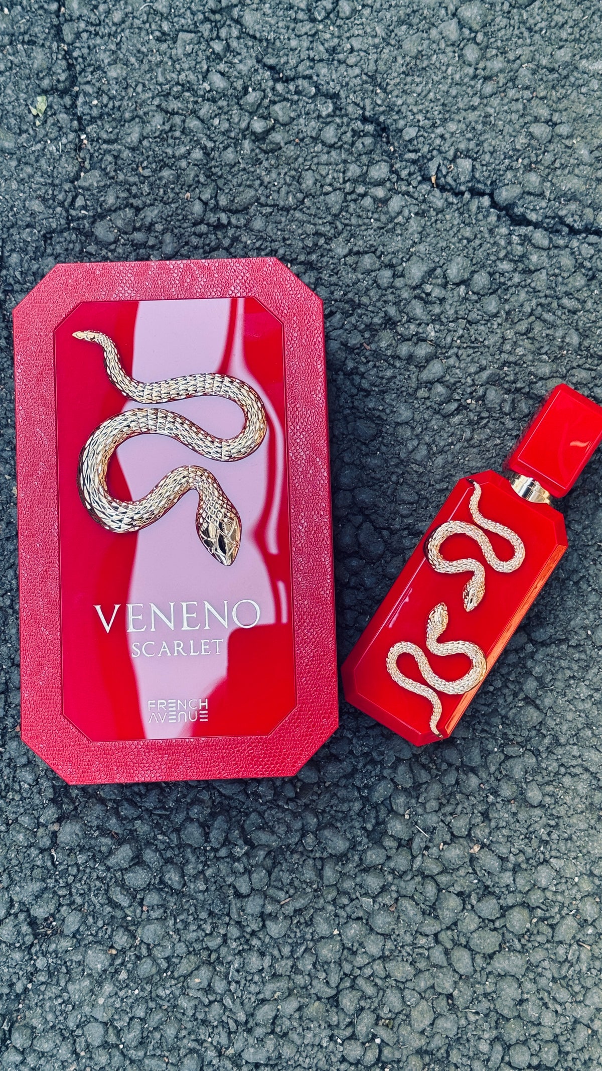 Veneno Scarlet by French Avenue